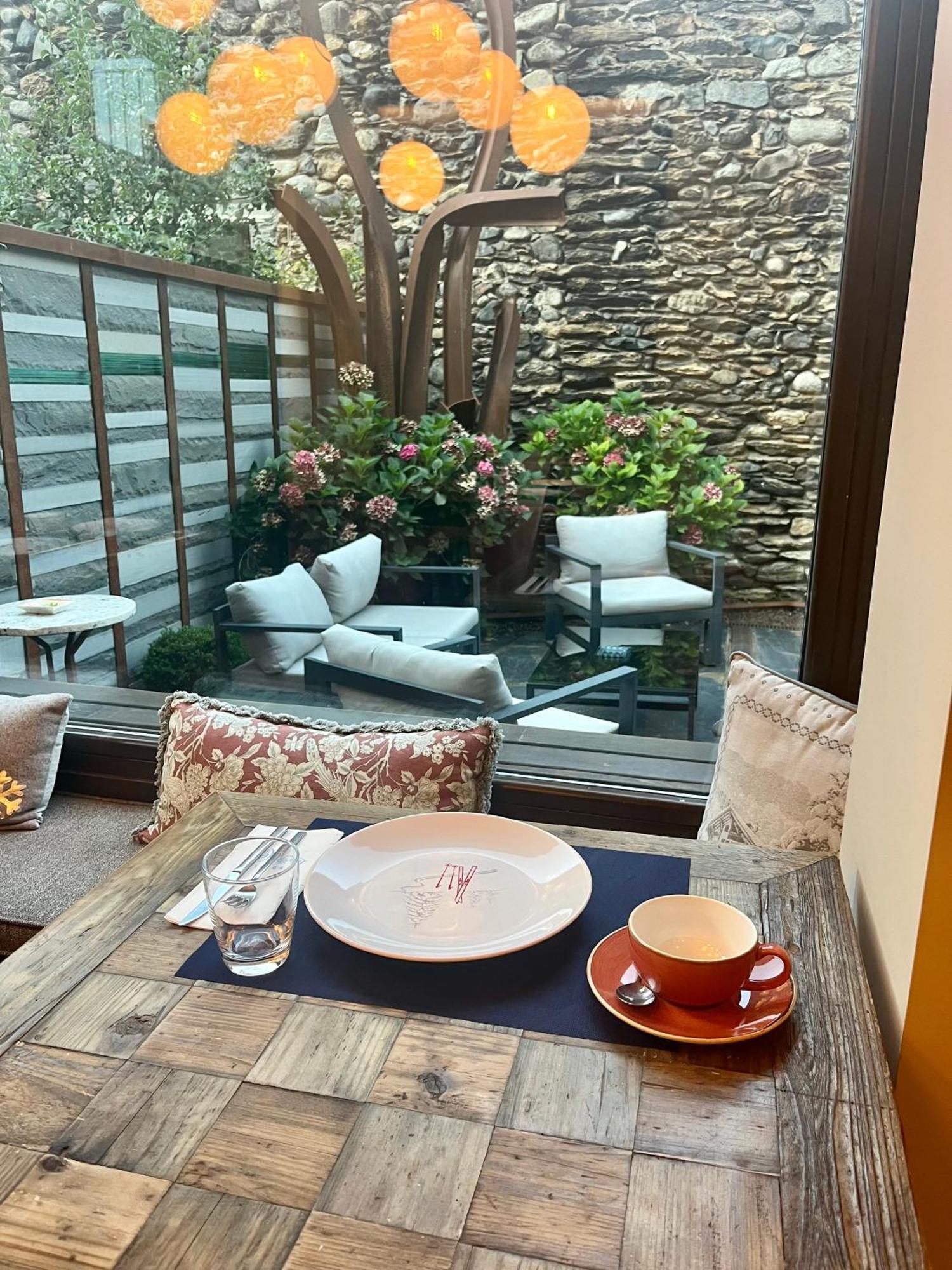 Hotel Boutique La Neu Benasque Kültér fotó
